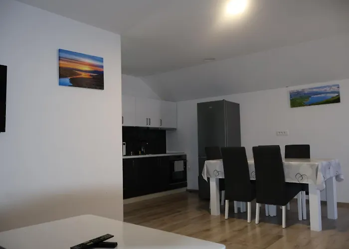 Busko Escape * 托米斯拉夫格拉德